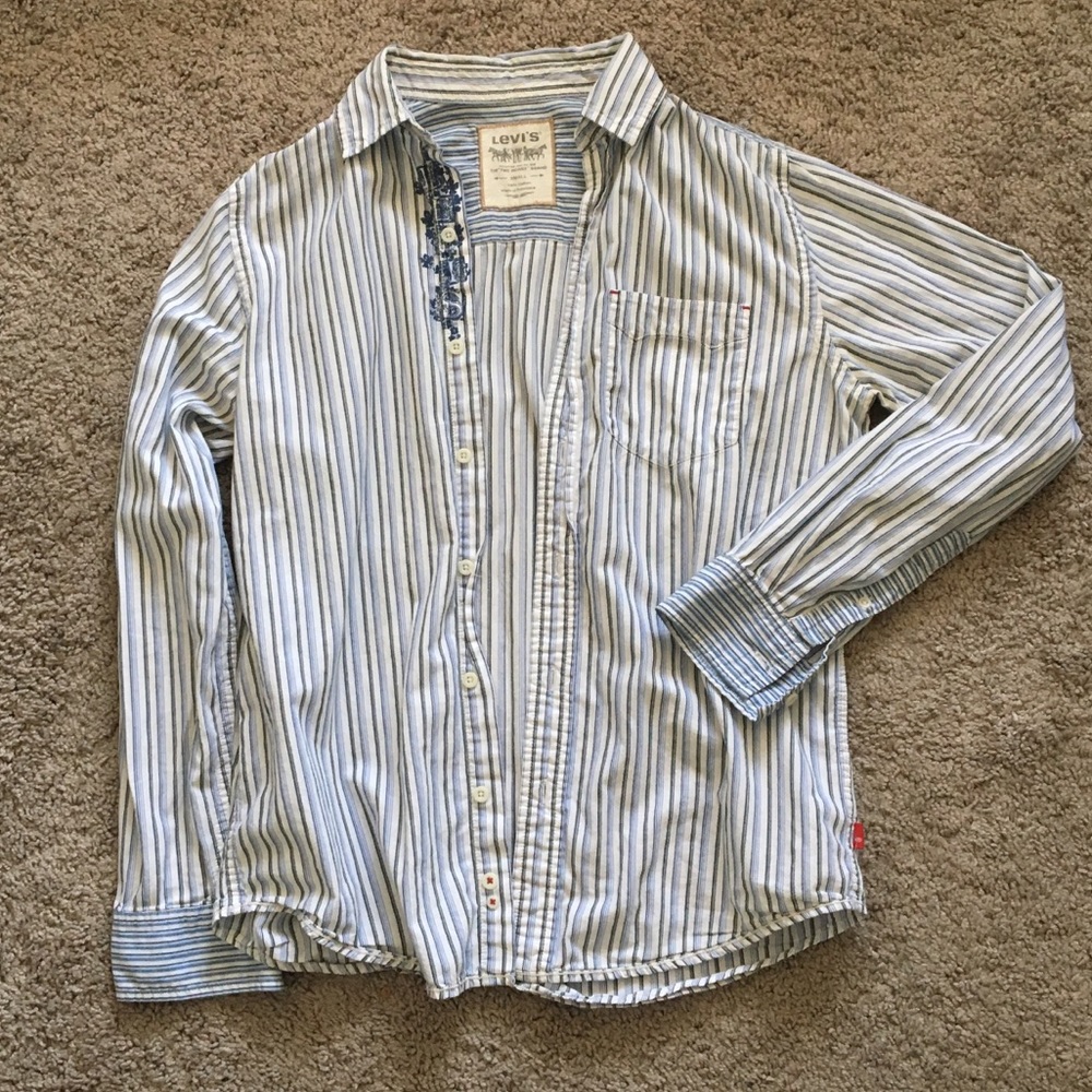 Levi’s Long Sleeve Casual Button Down